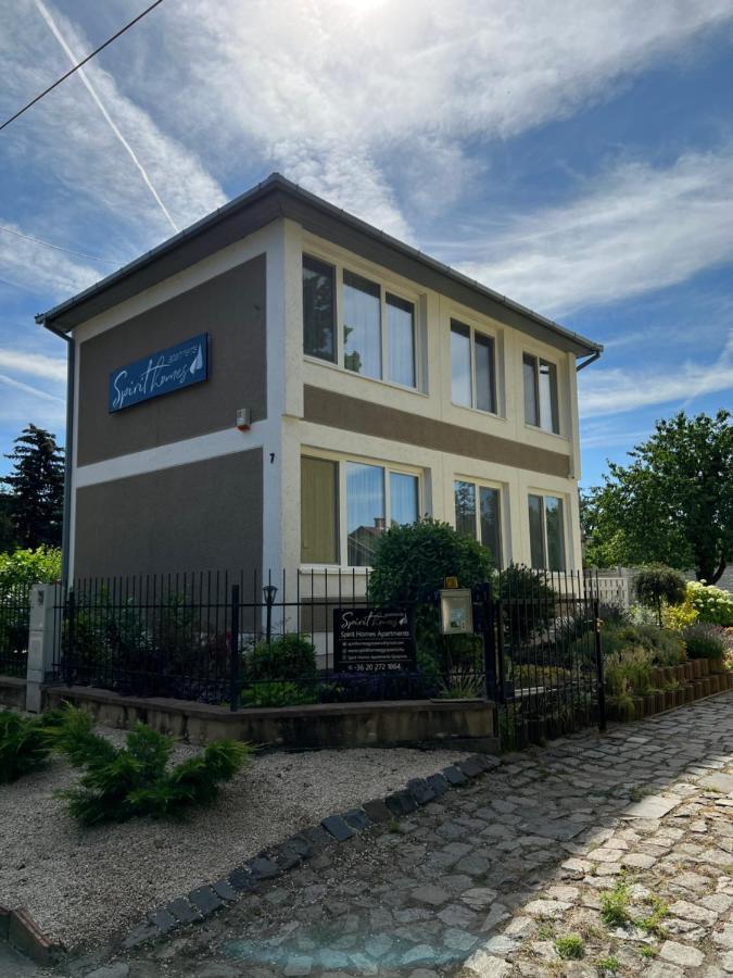 Spirit Homes Apartments Orosháza Eksteriør billede